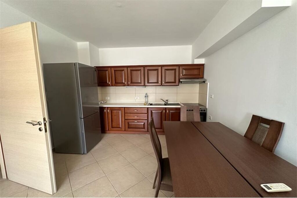 1+1 apartment at the complex contact