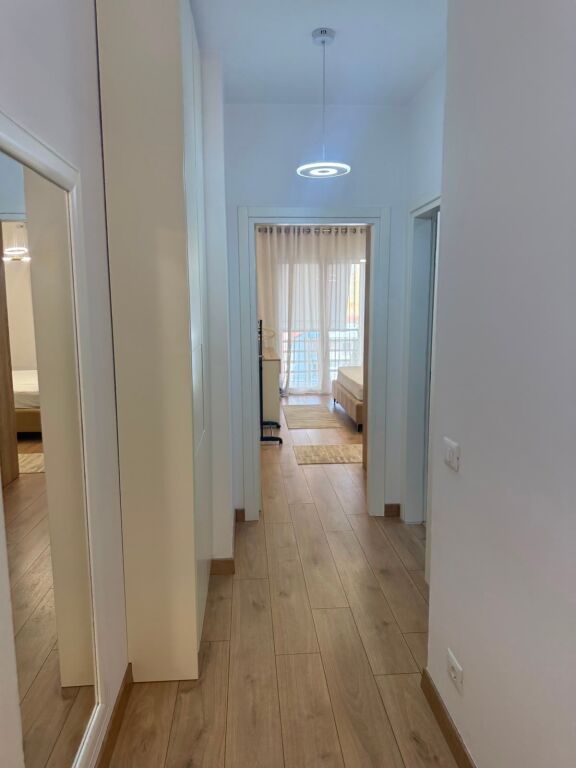 SHITET APARTAMENT 1+1 – PËRBALLË DELIJORGJIT