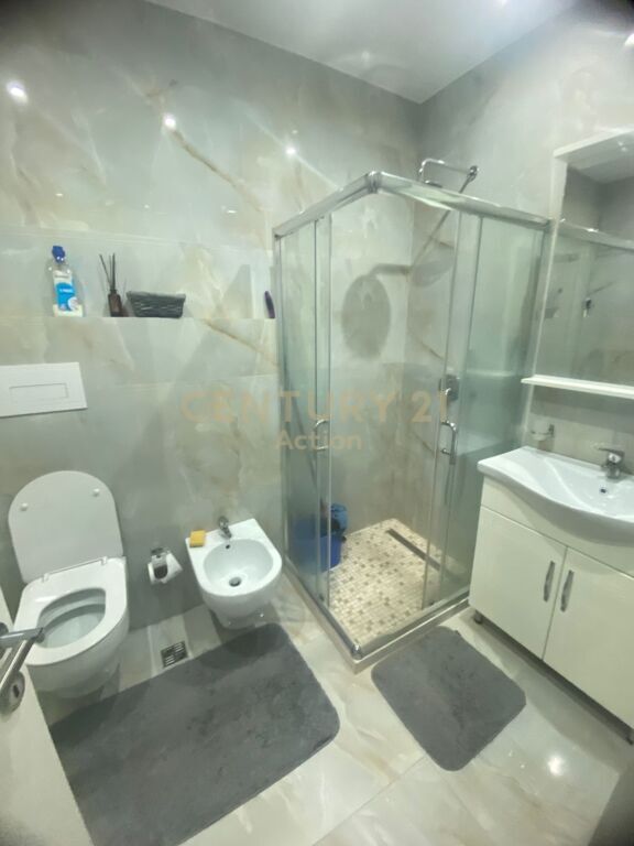 JEPET ME QIRA APARTAMENT 2+1+2 ,SKY TOWER! 1,200 € /Muaj