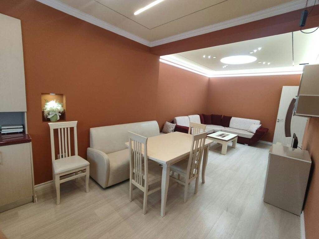 2+1 apartment for rent near the New Bazaar, Tirana – ID 5543