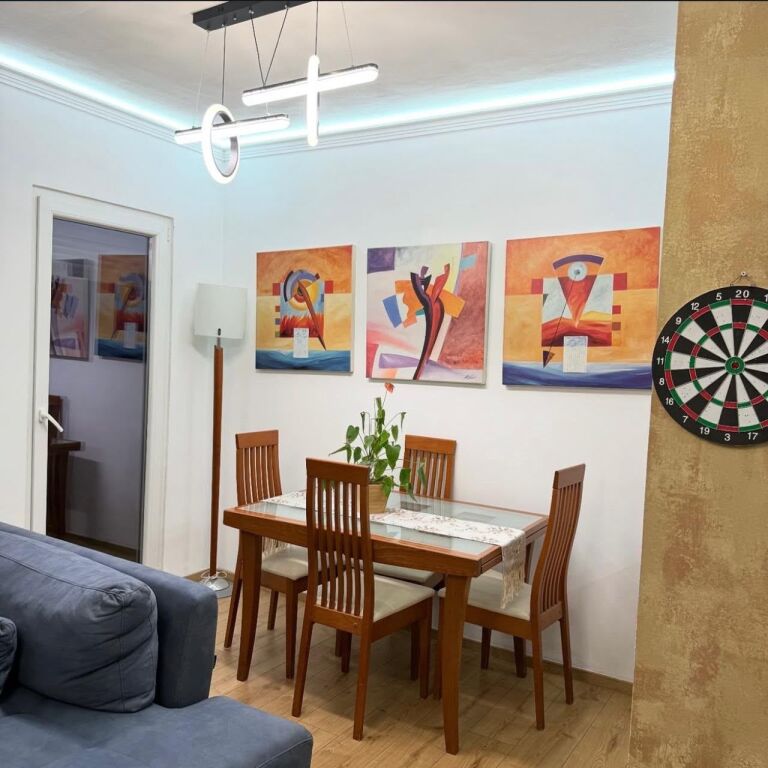Apartament 2+1 per qira Komuna Parisit