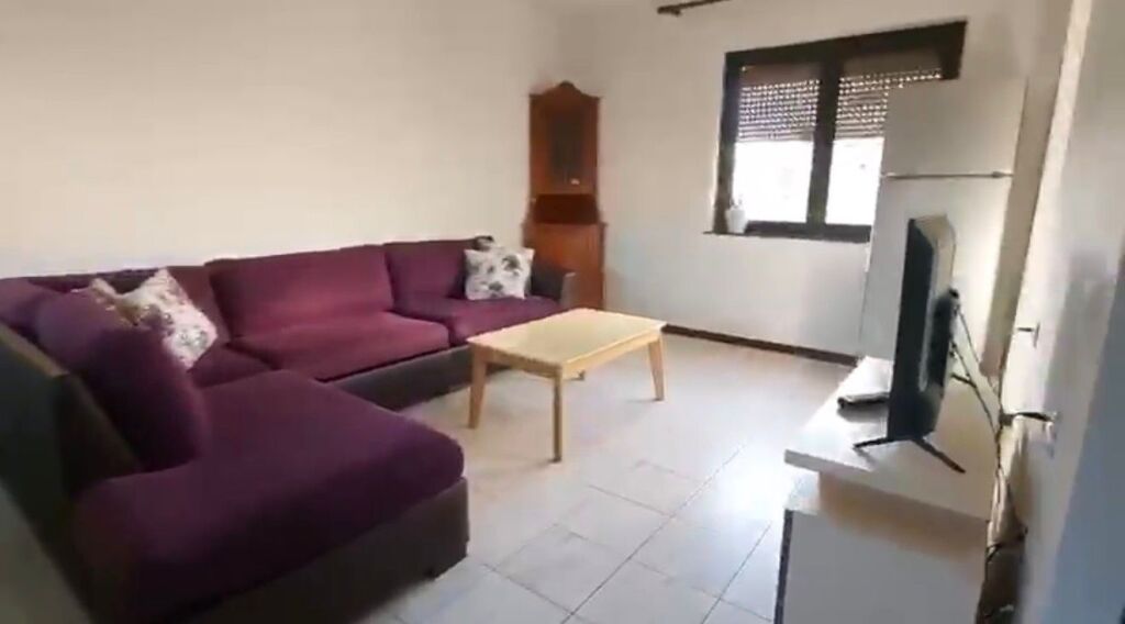 Apartament 2+1 me qera 45.000lekë/muaj 📍Rruga Bardhyl,Tiranë