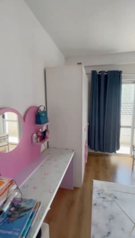 Shitet, Apartament 2+1,Porcelan, Tirane
