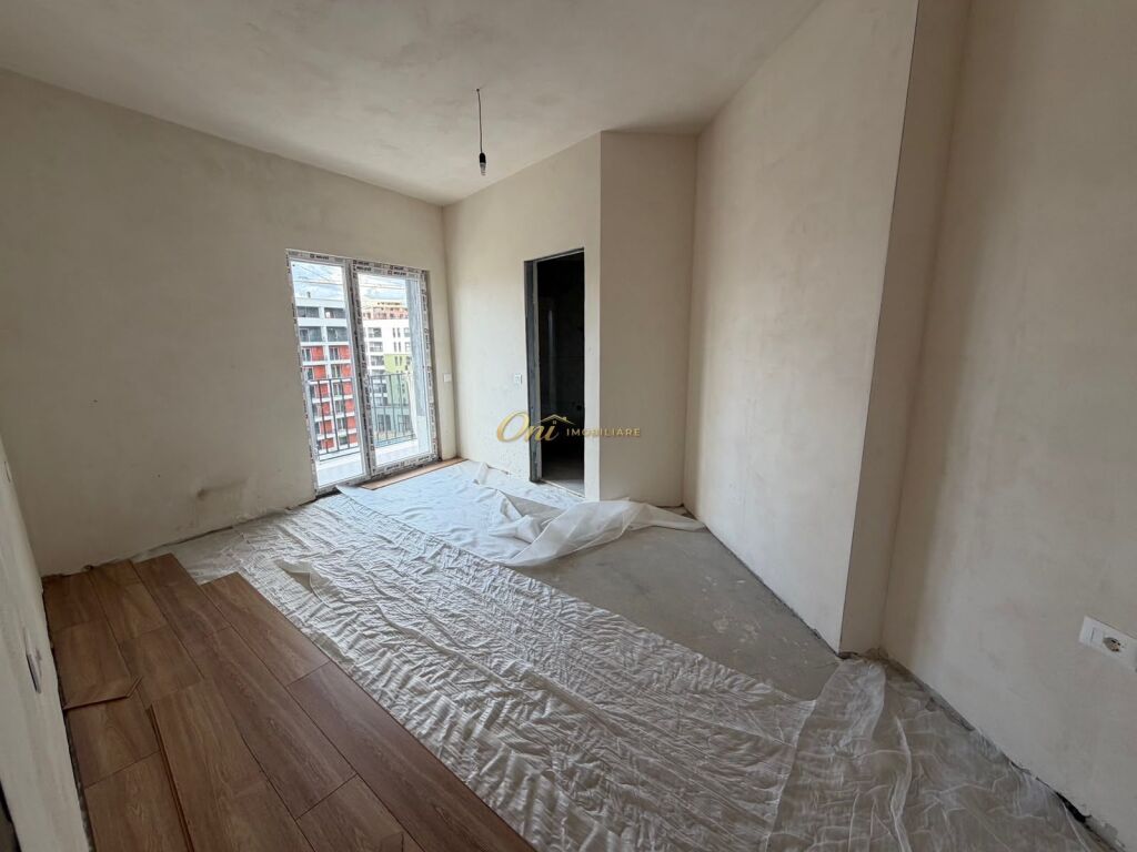 PASKUQAN SHITET APARTAMENT 3+1+2