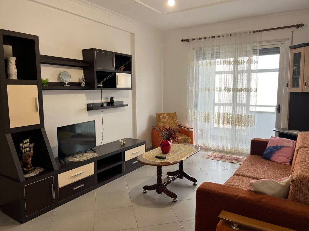 2+1 apartment for rent in Astir, near Well!