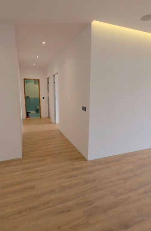 Shitet apartament 2+1 tek Hygeia , Casa Italia , Kthesa e Kamzes , Kashar , Ish Dogana .