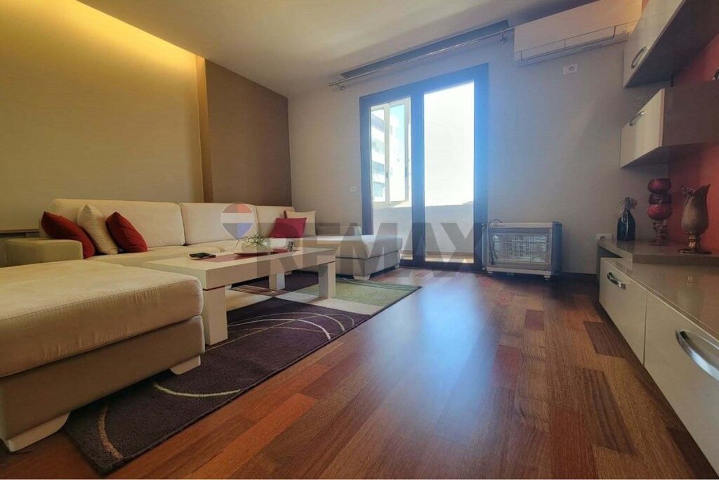 2+1+2 apartment for rent at the Yellow Buildings