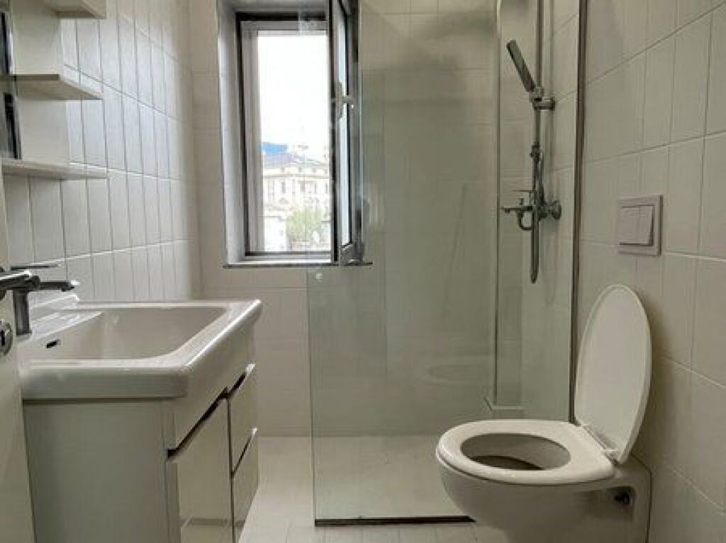 Rent, 2+1 Apartment, Durrës Street, Tirana