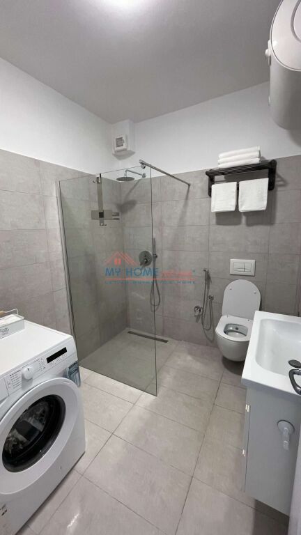 Apartament 2+1 me qera Qender ne Tirane