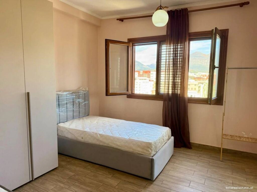 Appartamento 2+1 in Affitto a 21 Dhjetori (ID B2202162) Tirana