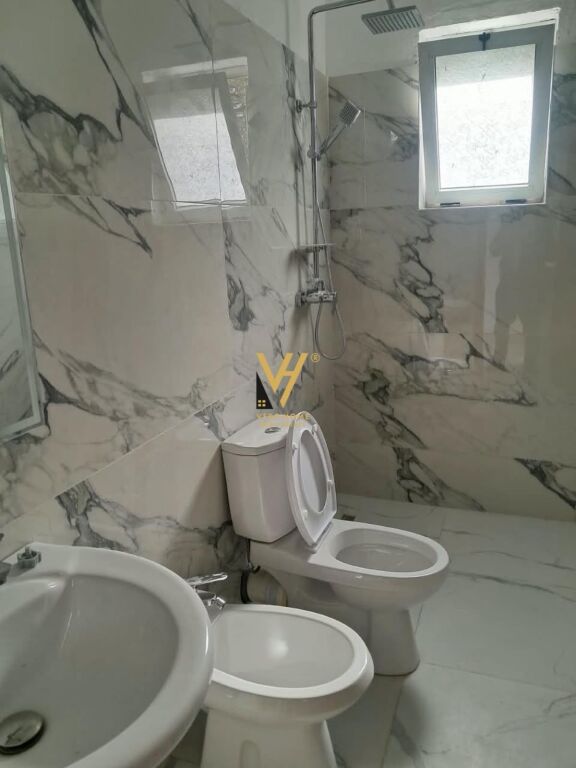 CASA PRIVATA 2+1 IN AFFITTO A SAUK 60.000 LEK