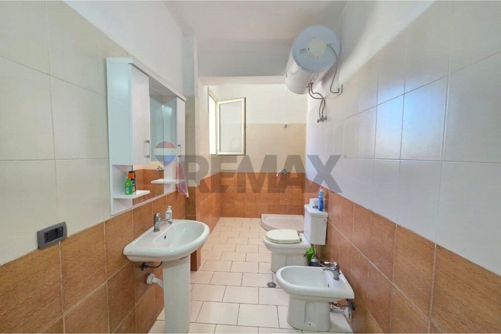 Apartament me qira 2+1+2