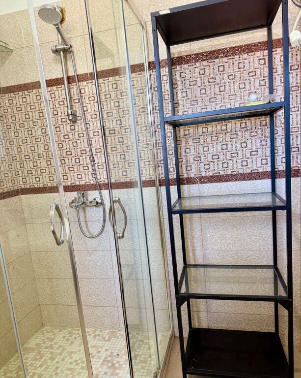 Affitto | Apartament 2 + 1 | Rruga Kongresi i Lushnjës | 700 €/mese