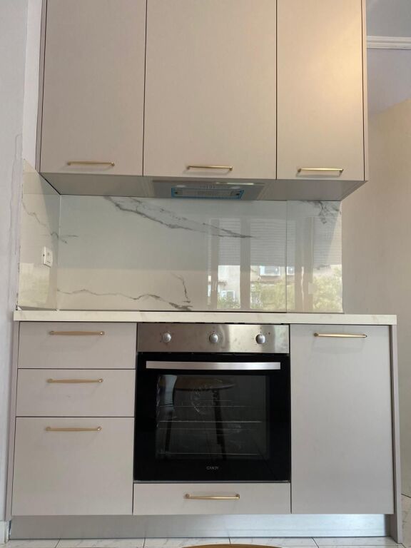 Qera | Apartament 1 + 1 | Rruga e Kavajës | 650 €/muaj i diskutueshem