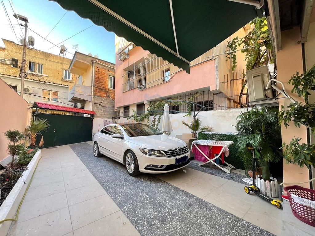 In vendita, Casa privata, Vasil Shanto, Tirana