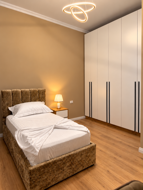 2+1+2 apartment for rent + parking space
