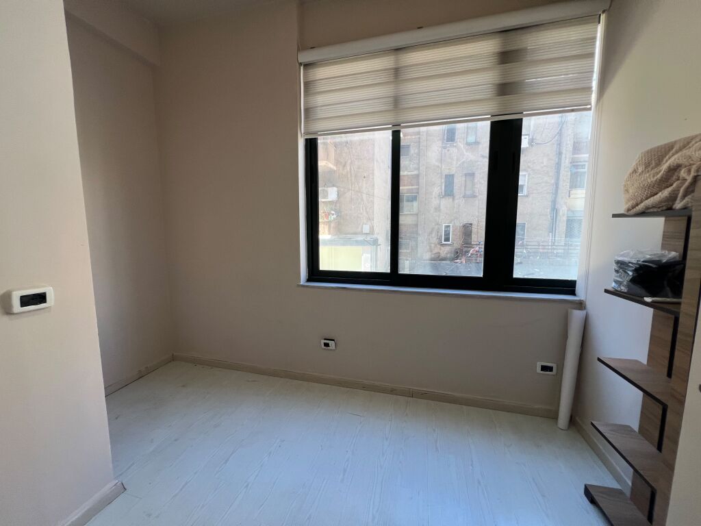 🏡 Affitto , Appartamento commerciale  📍Myslym Shyri