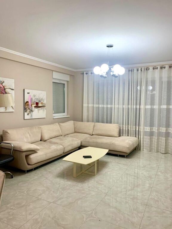 Apartament 3+1 tek kompleksi Kontakt