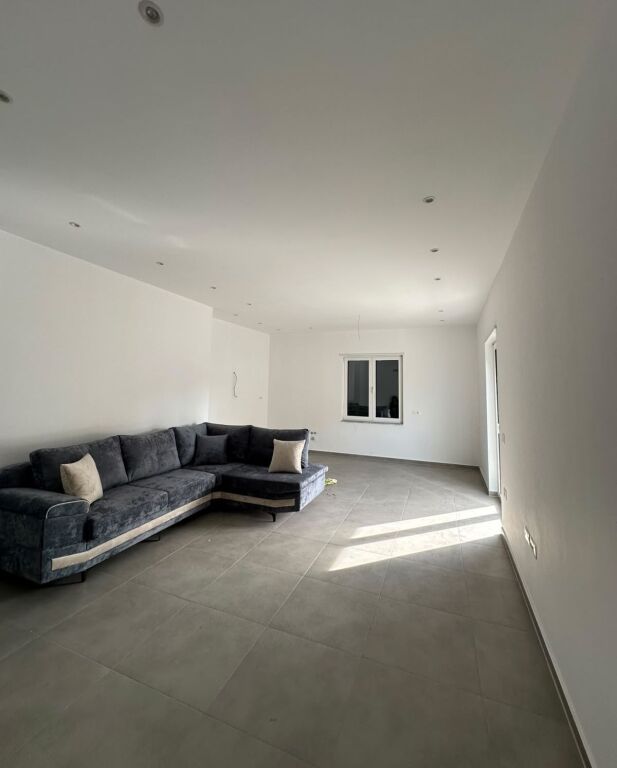 Appartamento 2+1 con Ampio Balcone in Affitto – Don Bosko !