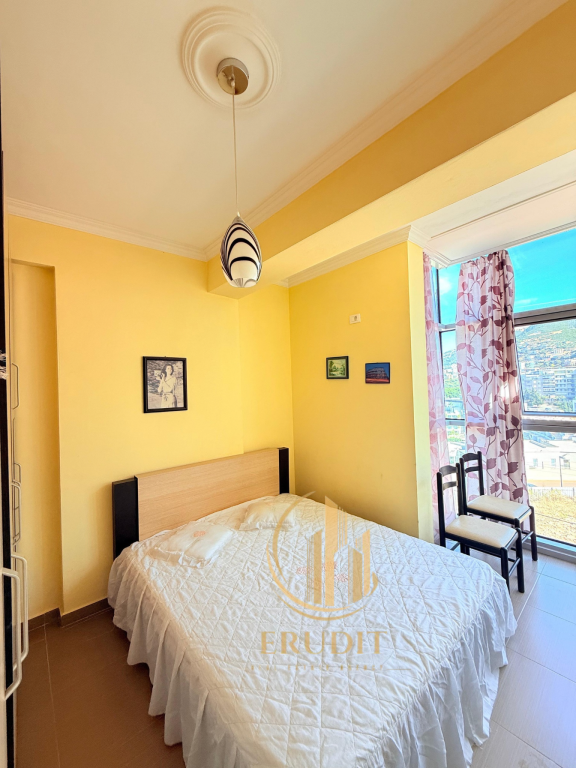 🌊 JEPET ME QIRA AFATGJATË – APARTAMENT ME PAMJE TOTALE NGA DETI | MARINA BAY, VLORË 🏖️