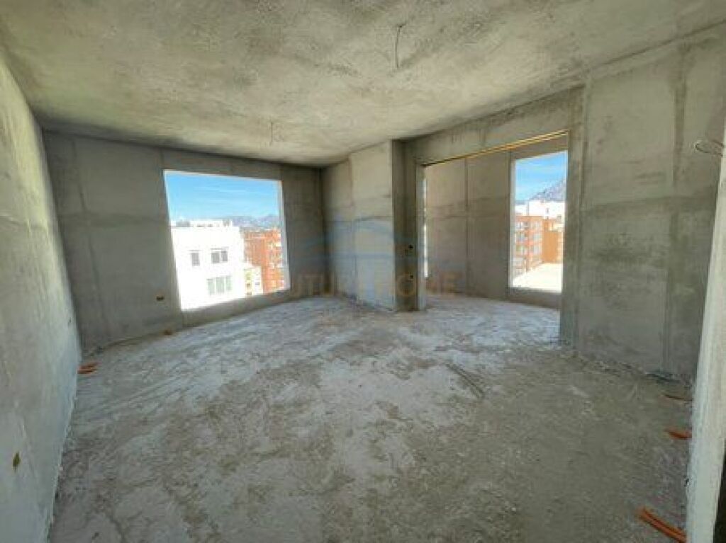  Shitet Apartament 1+1, Jordan Misja, Tirane