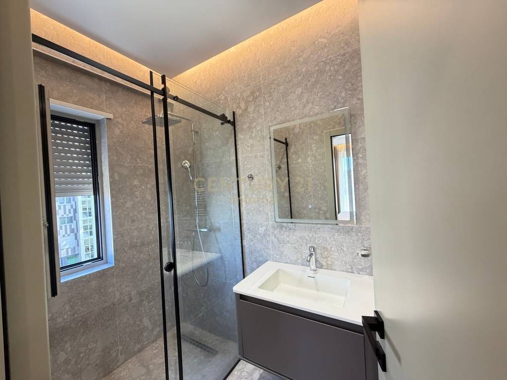 Apartament 2+1+2 per Shitje tek Foleja e Gjelber!