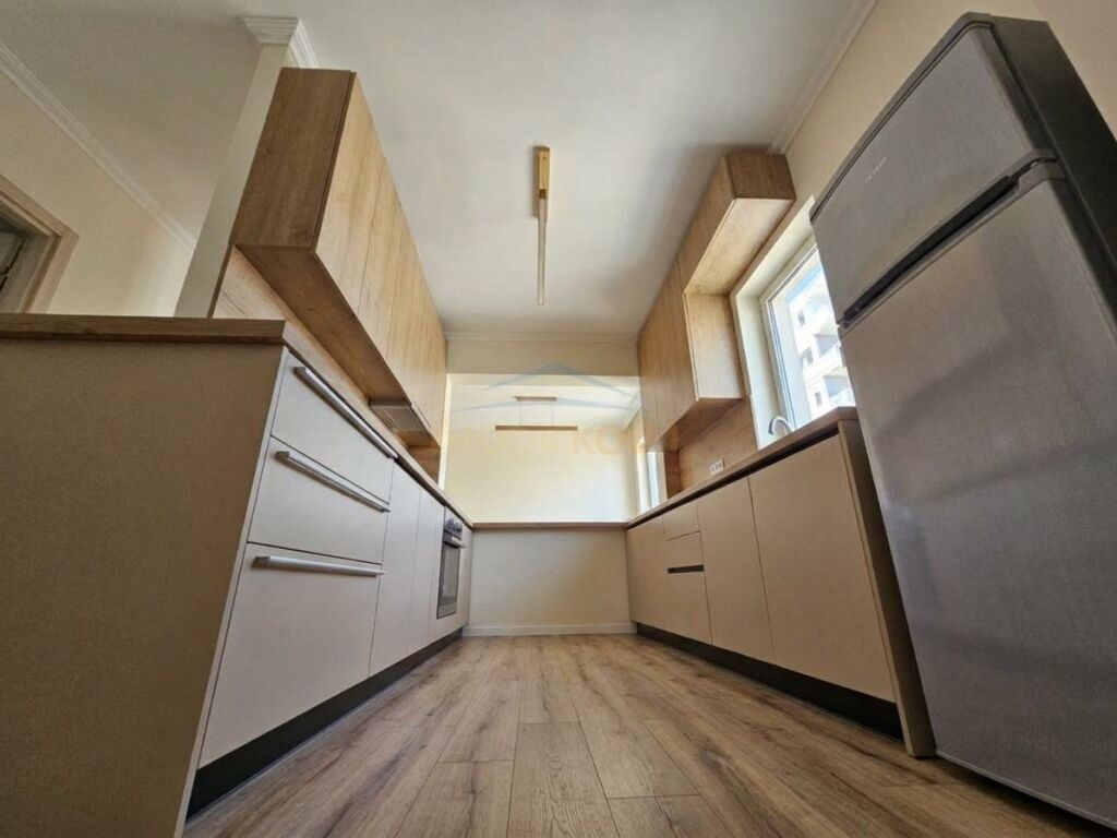 Qera, Apartament 1+1, Brryli , Tiranë