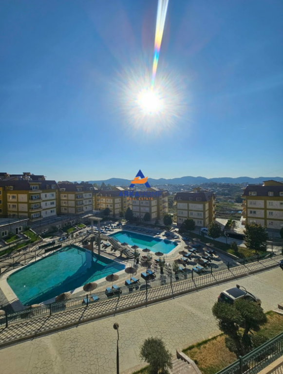 SHITET APARTAMENT 3+1+BALLKON "LAKELAND, FARKE" 301.560 EURO
