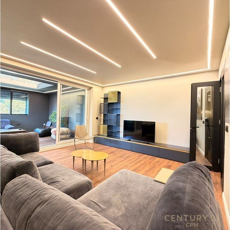 WE ARE SELLING A SUPER APARTMENT IN LONG HILL !!!