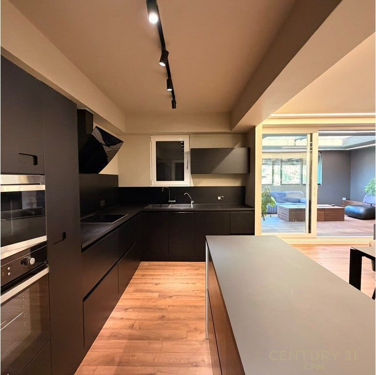WE ARE SELLING A SUPER APARTMENT IN LONG HILL !!!