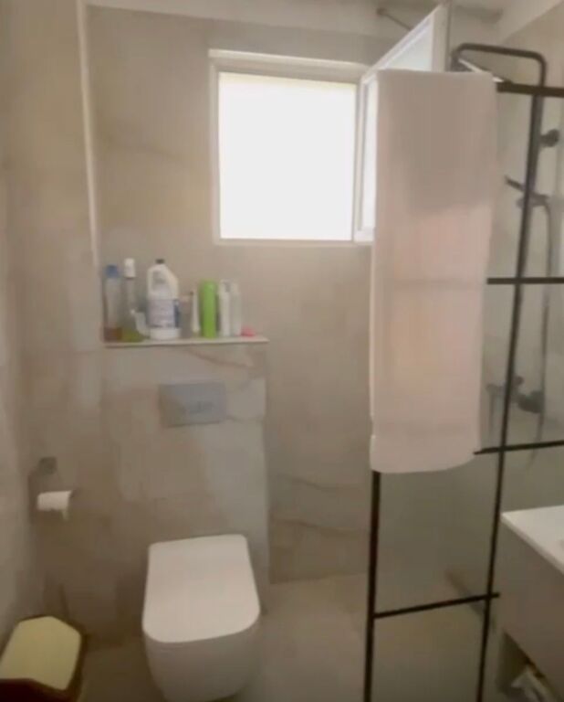 Apartament 2+1 per shitje ne Porcelan!