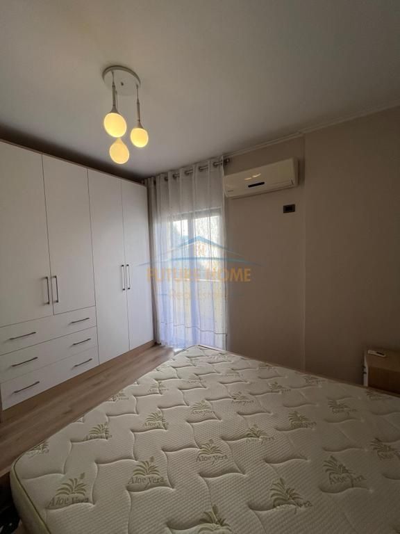 Qera, Apartament 1+1, prane Square 21, Tirane.