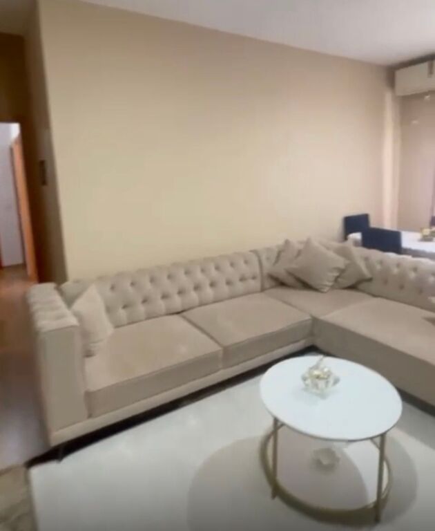 Apartament 2+1 per shitje ne Porcelan!