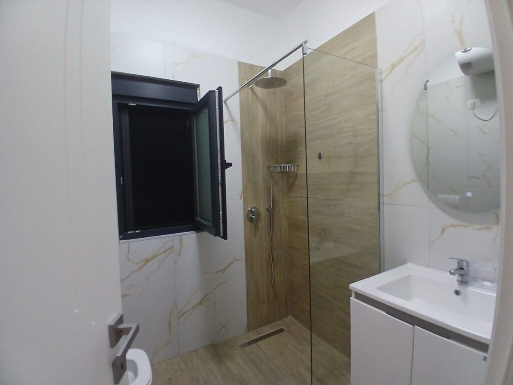 Apartament 1+1 per qera 5 Maji !