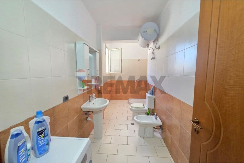 Apartament me qira 2+1+2