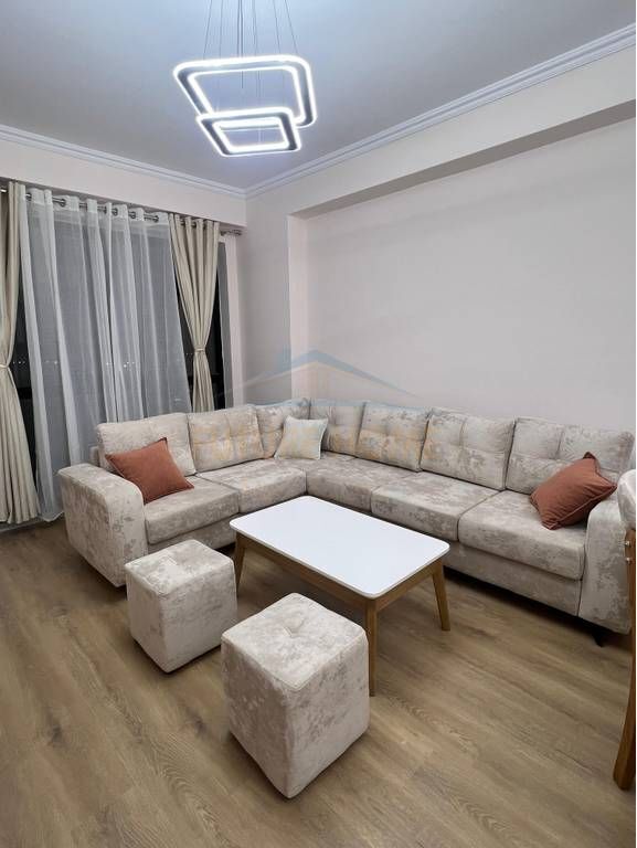 Affitto, Appartamento 2+1 + Posto Auto, Nuova Circonvallazione, Tirana