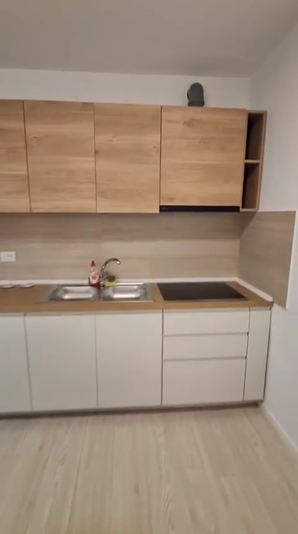 Apartament 1+1 per qera prane Ambasades Amerikane  Tirane !