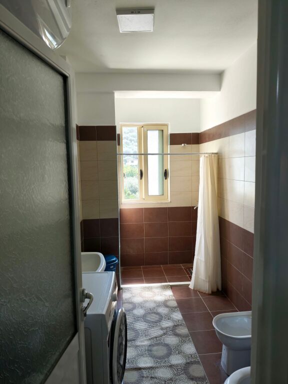 🏡 2+1 APARTMENT + GARAGE FOR LONG-TERM RENT – VLORË