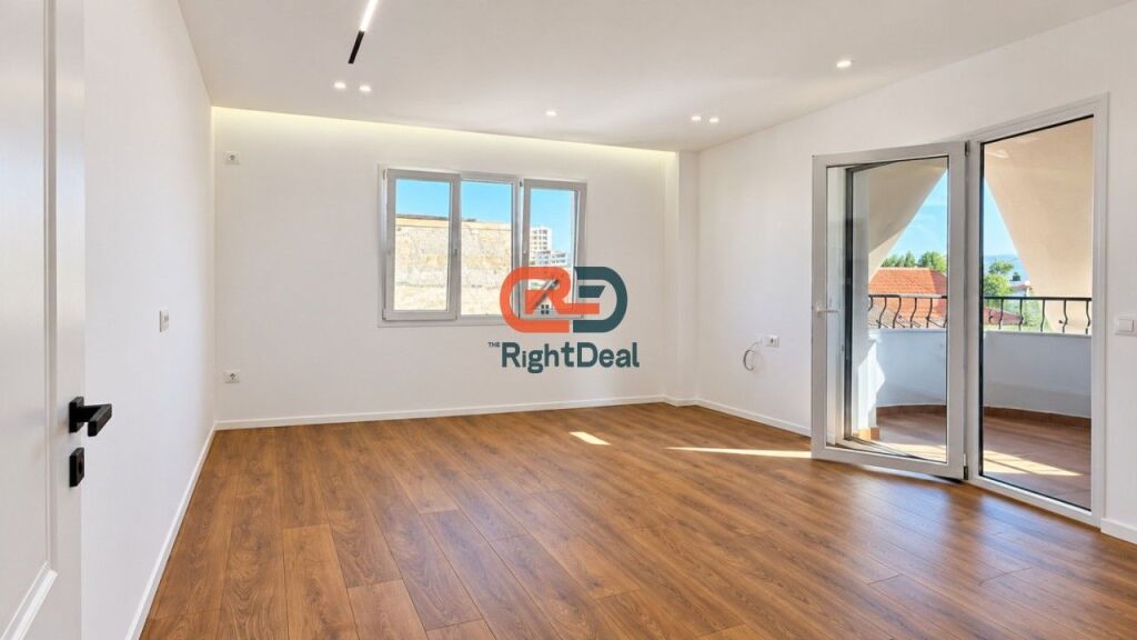 At the Tirana Mosaic, a 1+1 apartment with a regular layout and perfect location is for sale!!