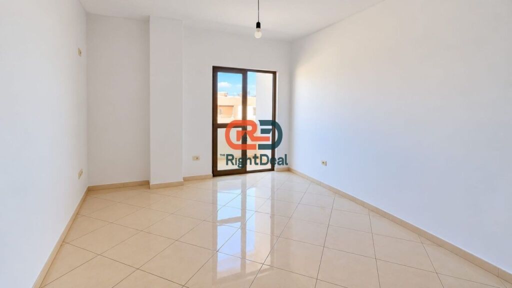In Astir, near Bar Bohemi, a 2+1+2 apartment is for rent, ideal for living!!!