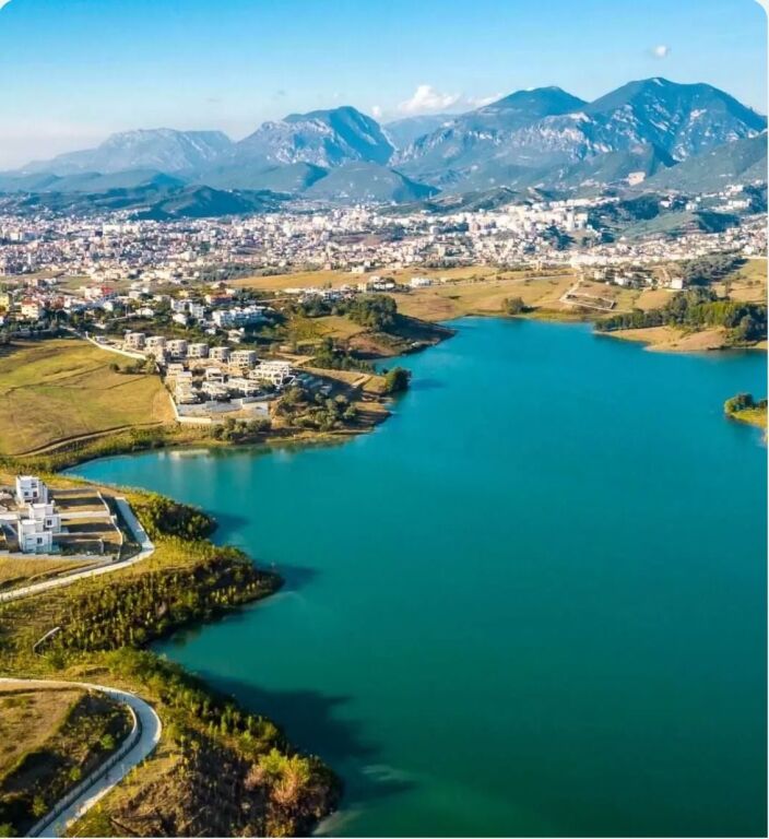 🏡 SHITET VILË E BASHKANGJITUR NË FARKË | OKAZION 🌿