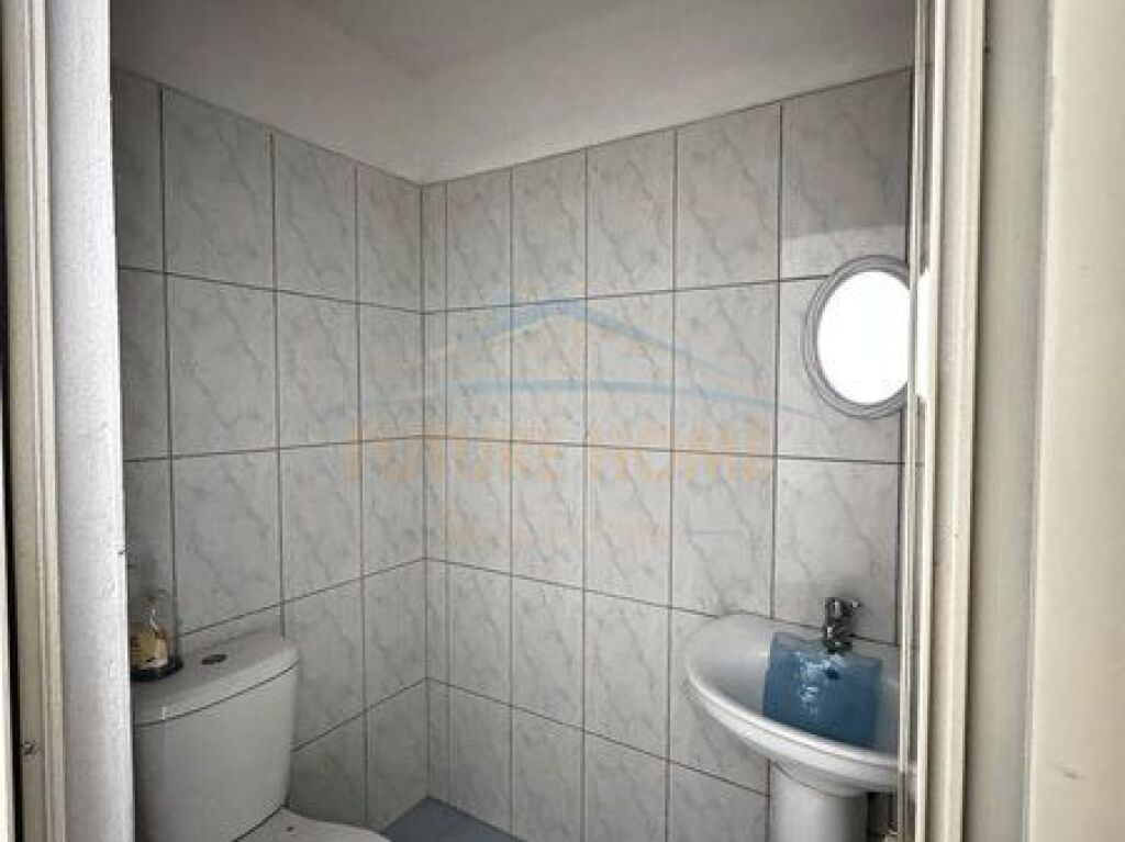 -Qera, Njësi Biznesi, Kazazi , Durrës