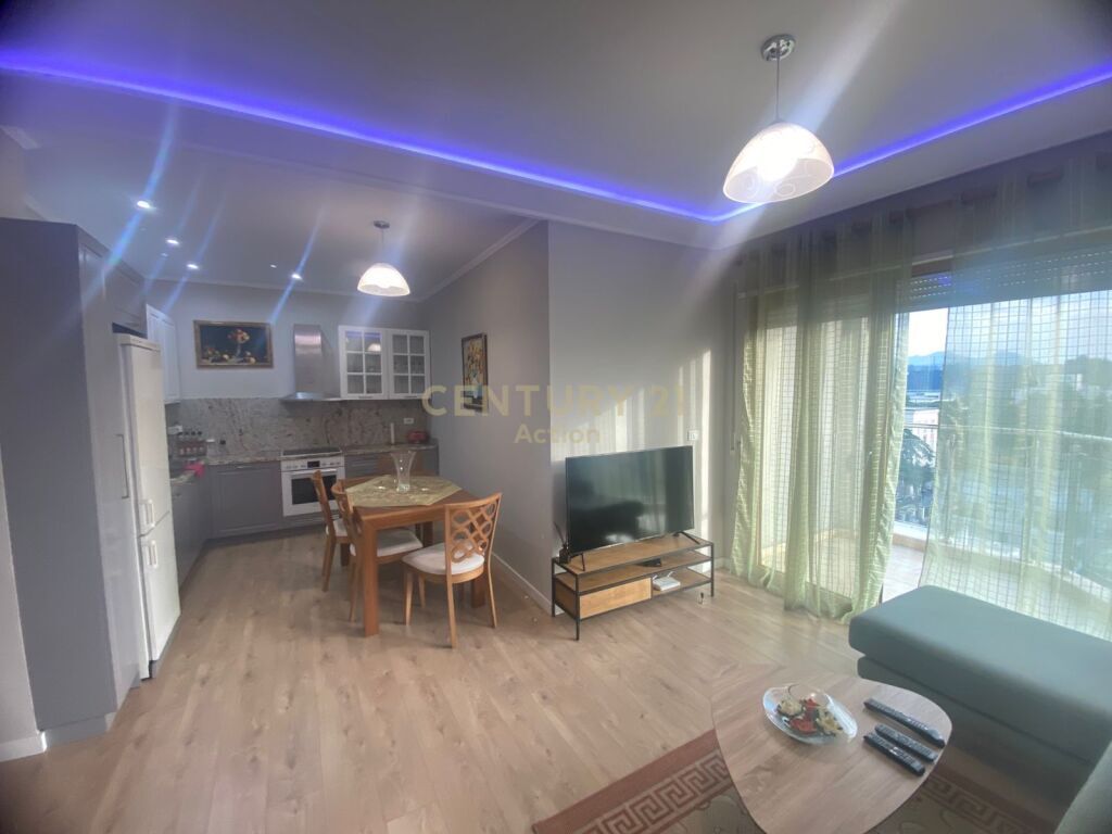 JEPET ME QIRA APARTAMENT 2+1+2 ,SKY TOWER! 1,200 € /Muaj