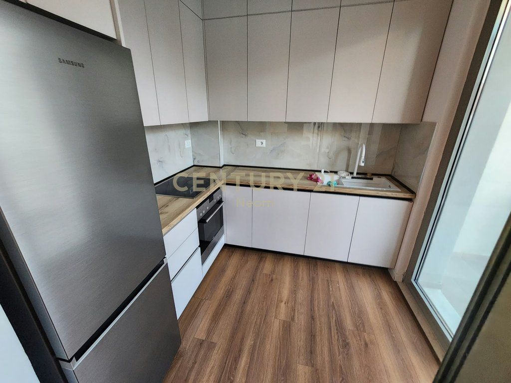 Apartament Premium 1+1+Post Parkimi prane SPITALIT TE KAFSHEVE