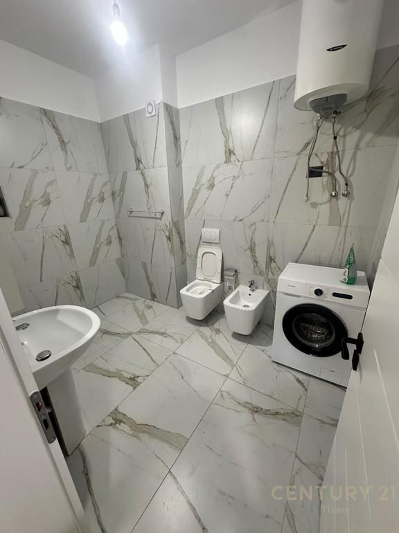 Jepet me qira apartament 2+1 me qira ne Paskuqan, Kompleksi Hallaci.