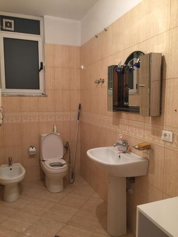🏡 Shitet apartament 2+1 te Kompleksi Kika 1!