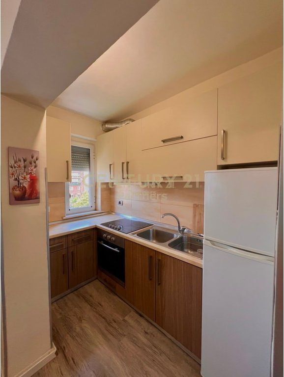 JEPET APARTAMENT 1+1ME QIRA TEK MEDRESEJA ‼️