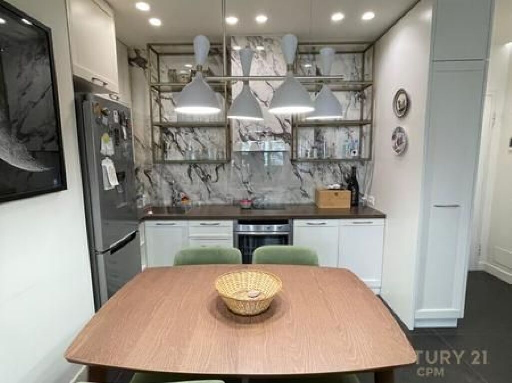 2+1 APARTMENT FOR RENT WITH PARKING SPACE AT TOWER BRIDGE 3!