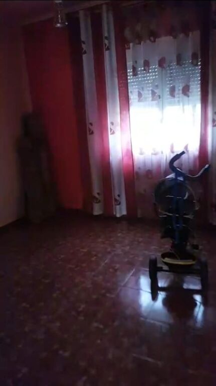 Qera | Vilë 2 + 1 | Rruga Siri Kodra | 500 €/muaj