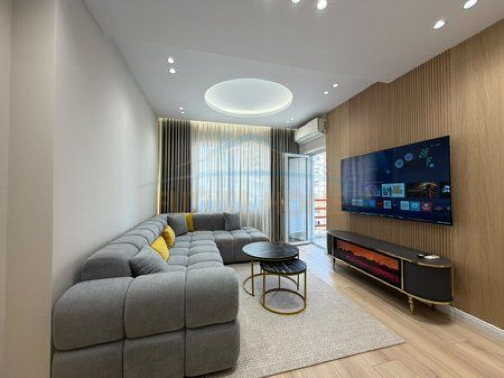 Shitet,Apartament 2+1+2,Astir,Tirane.
